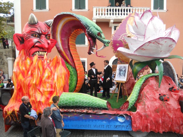 PESCINA Carro 2012