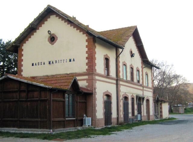 Stazione Ghirlanda